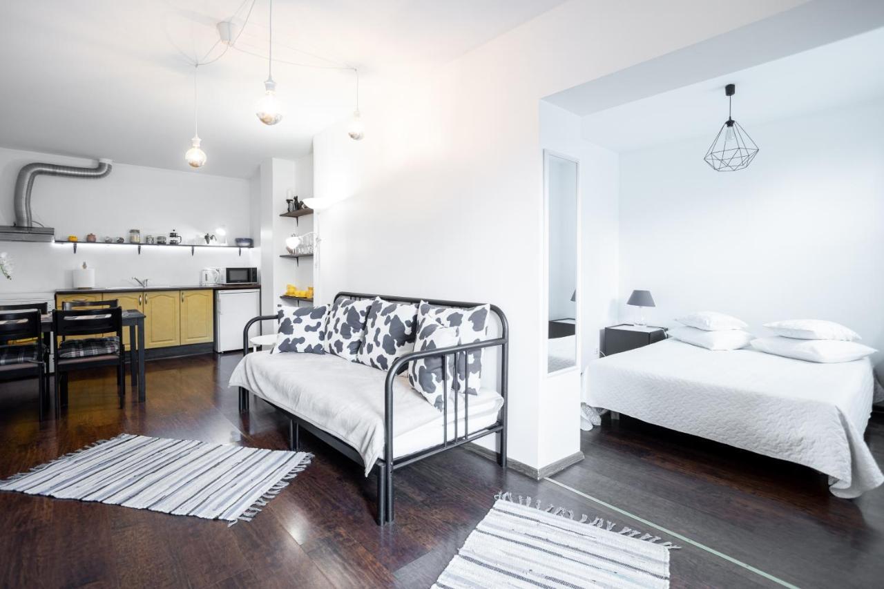 Mereranna Apartment 5 Курессааре Экстерьер фото
